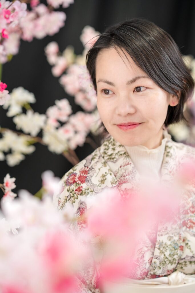 桜のセットで撮影された作品